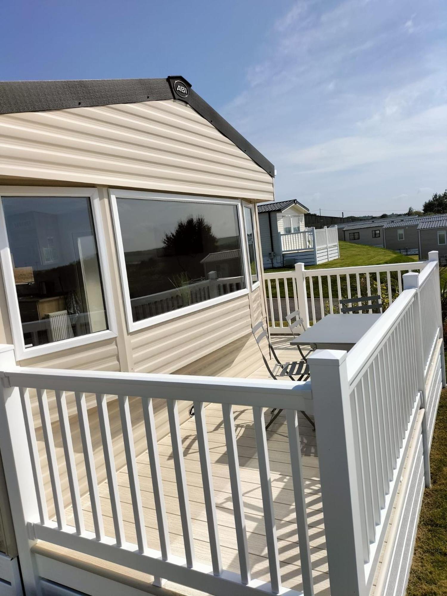 22 Stowford Gardens * Combe Martin